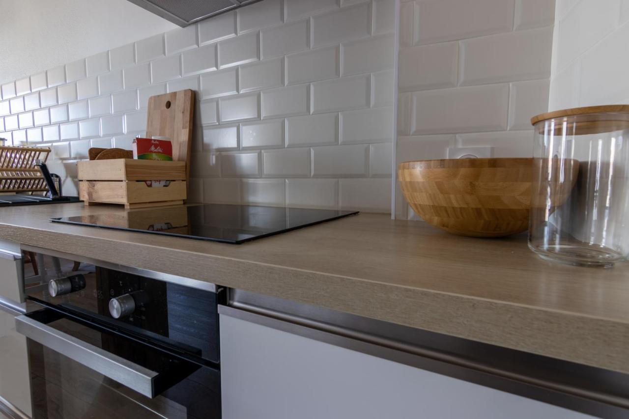 APPARTEMENT DUPLEX SAUMUR CENTRE, refait à neuf, à proximité du château Esterno foto